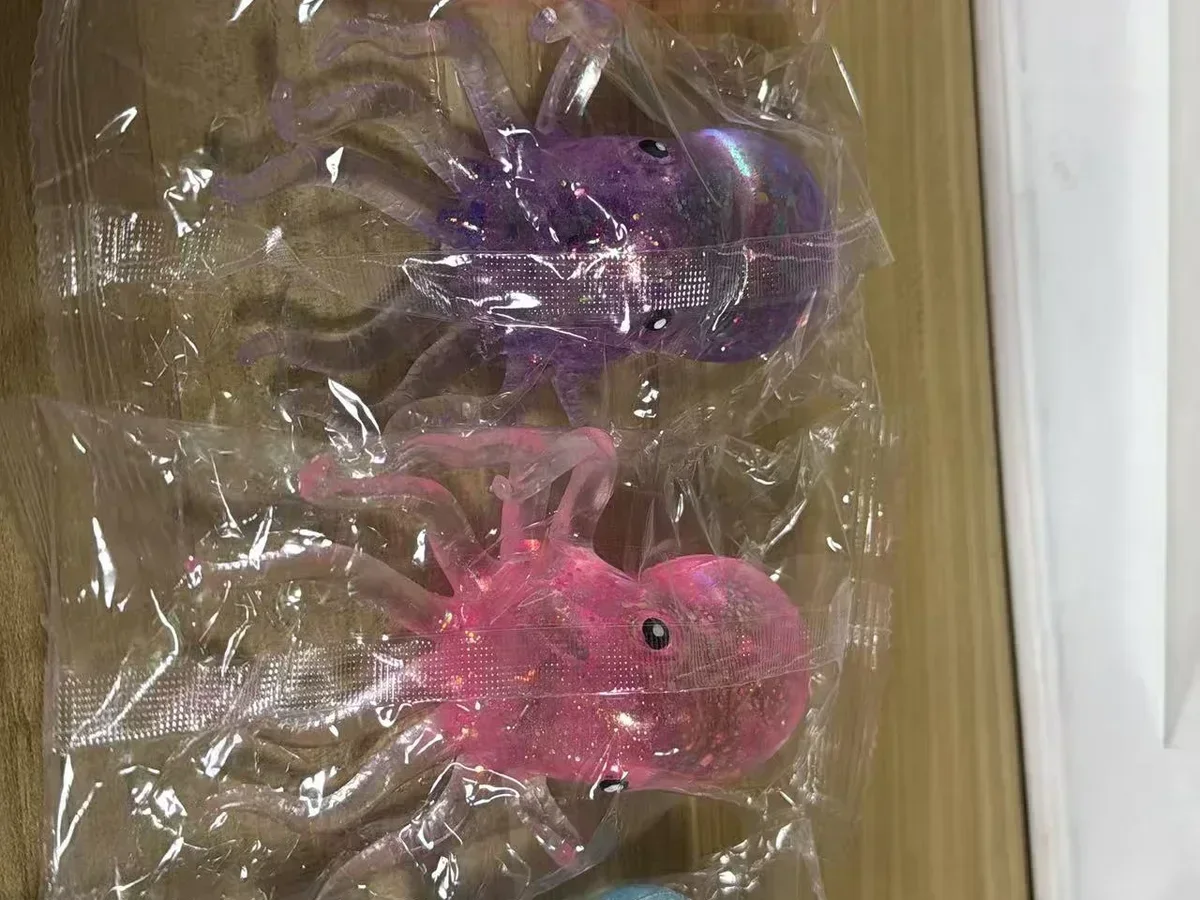Mini Keychain packaging — squishy wholesale packaging tier